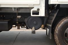 福田 欧马可N系 95马力 4.25米单排栏板轻卡