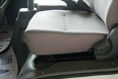 江铃凯运 116马力 3.3米双排栏板轻卡