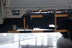 江铃凯运 116马力 3.3米双排栏板轻卡