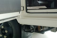 江铃凯运 116马力 3.3米双排栏板轻卡