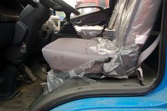 东风 多利卡L 136马力 4X2 6.2米单排栏板载货车(EQ1081TZ12D5)