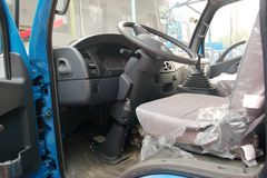 东风 多利卡L 136马力 4X2 6.2米单排栏板载货车(EQ1081TZ12D5)