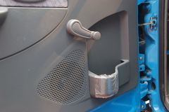 东风 多利卡L 136马力 4X2 6.2米单排栏板载货车(EQ1081TZ12D5)
