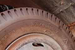 东风 多利卡L 136马力 4X2 6.2米单排栏板载货车(EQ1081TZ12D5)