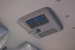 东风金霸 115马力 4.15米单排栏板轻卡