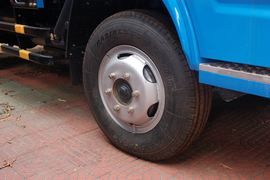 金霸&nbsp;载货车底盘                                                图片