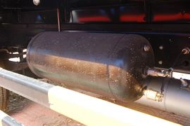 金霸&nbsp;载货车底盘                                                图片