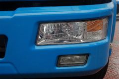 东风 多利卡L 136马力 4X2 6.2米排半仓栅式载货车(EQ1081TZ12D5)