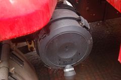 青岛解放 赛龙中卡 130马力 4X2 6.75米栏板载货车(CA1128PK2L2EA80)