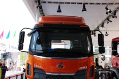 东风柳汽 新乘龙M3中卡 210马力 4X2 5700轴距 6.75米载货车底盘(LZ5166XXYM3AB)