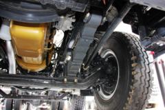 东风柳汽 新乘龙M3B 200马力 6X2 5.6米自卸车底盘(LZ3250M3CB)