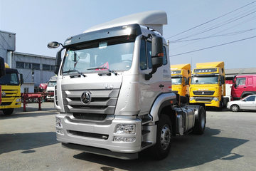 中国重汽 豪瀚J5G重卡 310马力 4X2牵引车(ZZ4185N3613E1)