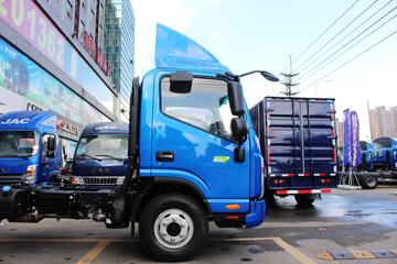 ���� ˧��H330 152���� 4.12�׵�����ʽ�Ῠ����ͼƬ