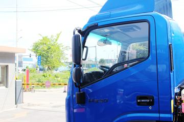 ���� ˧��H330 152���� 4.12�׵�����ʽ�Ῠ����ͼƬ