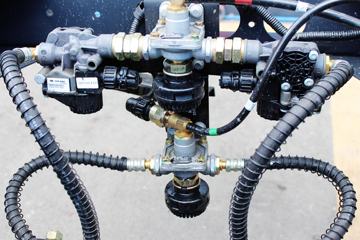 ���� ˧��H330 152���� 4.12�׵�����ʽ�Ῠ����ͼƬ