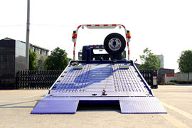 陕汽商用车底盘&nbsp;清障车外观图片