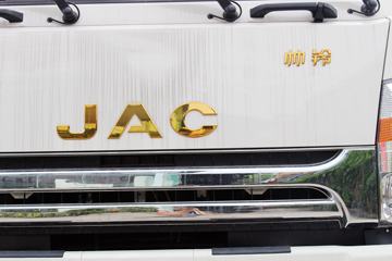 ���� ˧��Q9 ��˾��W570 180���� 4X2 7.5����ʽ�ػ���(HFC5142XXYP70K1E3V)ͼƬ