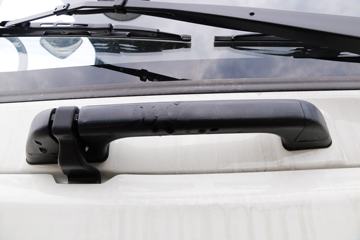 ���� ˧��Q9 ��˾��W570 180���� 4X2 7.5����ʽ�ػ���(HFC5142XXYP70K1E3V)ͼƬ