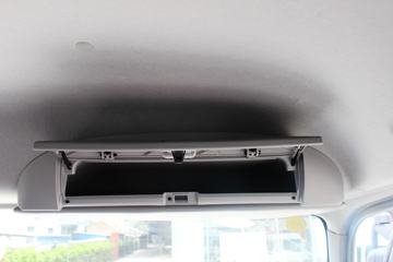 ���� ˧��Q9 ��˾��W570 180���� 4X2 7.5����ʽ�ػ���(HFC5142XXYP70K1E3V)ͼƬ