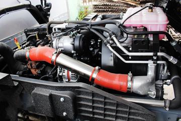 ���� ˧��Q9 ��˾��W570 180���� 4X2 7.5����ʽ�ػ���(HFC5142XXYP70K1E3V)ͼƬ