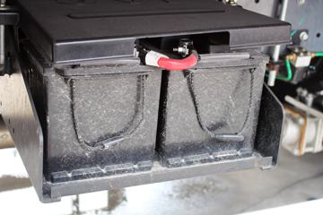 ���� ˧��Q9 ��˾��W570 180���� 4X2 7.5����ʽ�ػ���(HFC5142XXYP70K1E3V)ͼƬ