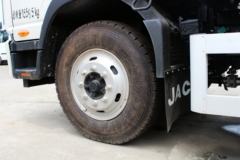 江淮 帅铃Q9 威司达W570 180马力 4X2 7.5米厢式载货车(HFC5142XXYP70K1E3V)