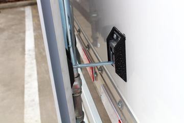 ���� ˧��Q9 ��˾��W570 180���� 4X2 7.5����ʽ�ػ���(HFC5142XXYP70K1E3V)ͼƬ