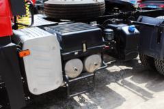 一汽解放 J6P重卡 350马力 4X2牵引车(CA4180P66K2E5) 一汽解放 J6P重卡 350马力 4X2牵引车(CA4180P66K2E5)