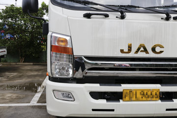 ���� ˧��Q9 ��˾��W570 180���� 4X2 7.5����ʽ�ػ���(HFC5142XXYP70K1E3V)ͼƬ