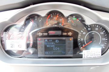 һ����� J6L�п� 180���� 4X2 6.8���ػ�������ͼƬ