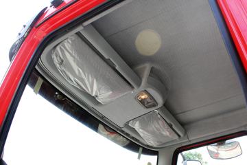 һ����� J6L�п� 180���� 4X2 6.8���ػ�������ͼƬ