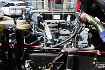һ����� J6L�п� 180���� 4X2 6.8���ػ�������ͼƬ