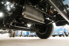 江淮 帅铃H330 献礼版 130马力 4.12米单排厢式轻卡底盘(HFC5043XXYP71K1C2)