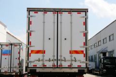 庆铃 FTR 240马力 4X2 冷藏车(康飞牌)(KFT5163XLC4)