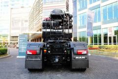 曼(MAN) TGX系列重卡 680马力 8X6牵引车(型号:TGX41.680)