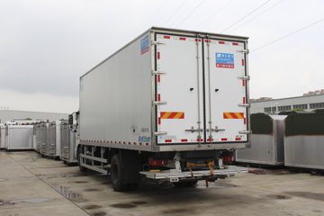 东风商用车底盘&nbsp;冷藏车外观图片