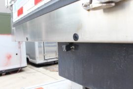 东风商用车底盘&nbsp;冷藏车底盘图片