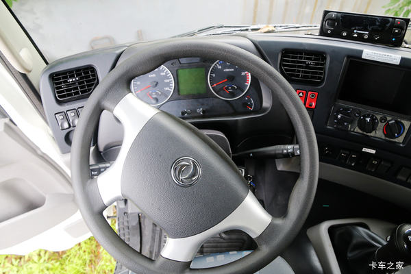 东风天龙冷藏车临沂市火热促销中 让利最高达3万