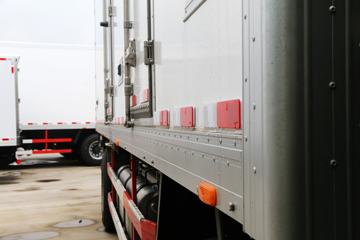 �������ó� ���� 245���� 6X2 9.4����س�ͼƬ