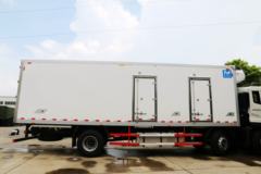 东风商用车 天龙 245马力 6X2 9.4米冷藏车(DFH5250XLCAXV)