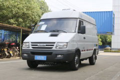 南京依维柯 130马力 冷藏车(康飞牌)(KFT5041XLC42)
