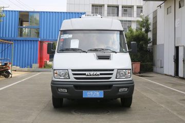 南京依维柯底盘&nbsp;冷藏车外观图片