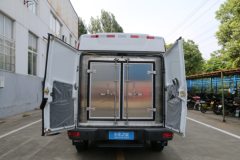 南京依维柯 130马力 冷藏车(康飞牌)(KFT5041XLC42)