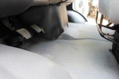 南京依维柯 130马力 双排药品冷藏车(康飞牌)(KFT5041XLC4A)