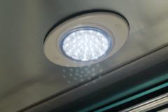 南京依维柯 130马力 双排药品冷藏车(康飞牌)(KFT5041XLC4A)