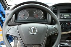 飞碟奥驰 V3系列 115马力 3360轴轻卡底盘