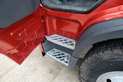 青岛解放 龙V中卡 180马力 4X2 5250轴载货车底盘(CA1169PK2L2BE5A80)