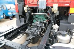 青岛解放 龙V中卡 180马力 4X2 5250轴载货车底盘(CA1169PK2L2BE5A80)