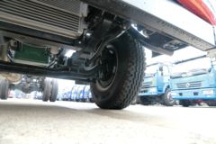 青岛解放 龙V中卡 180马力 4X2 5250轴载货车底盘(CA1169PK2L2BE5A80)