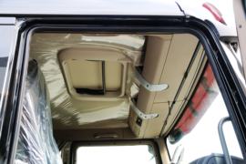 HOWO T5G&nbsp;冷藏车驾驶室图片